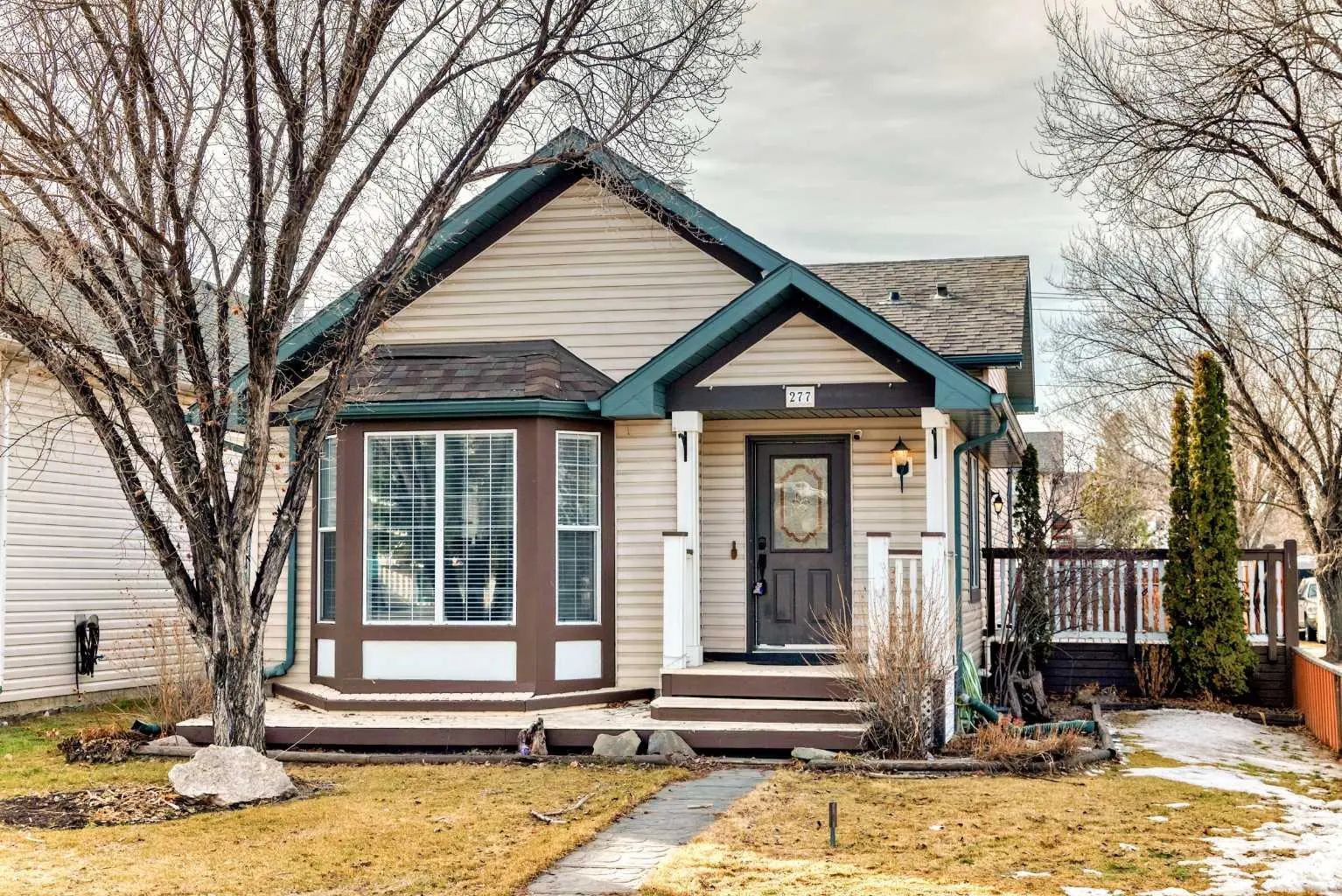Xxx Mt Allan Circle Se Calgary Alberta T2Z 2S2 McKenzie Lake Details