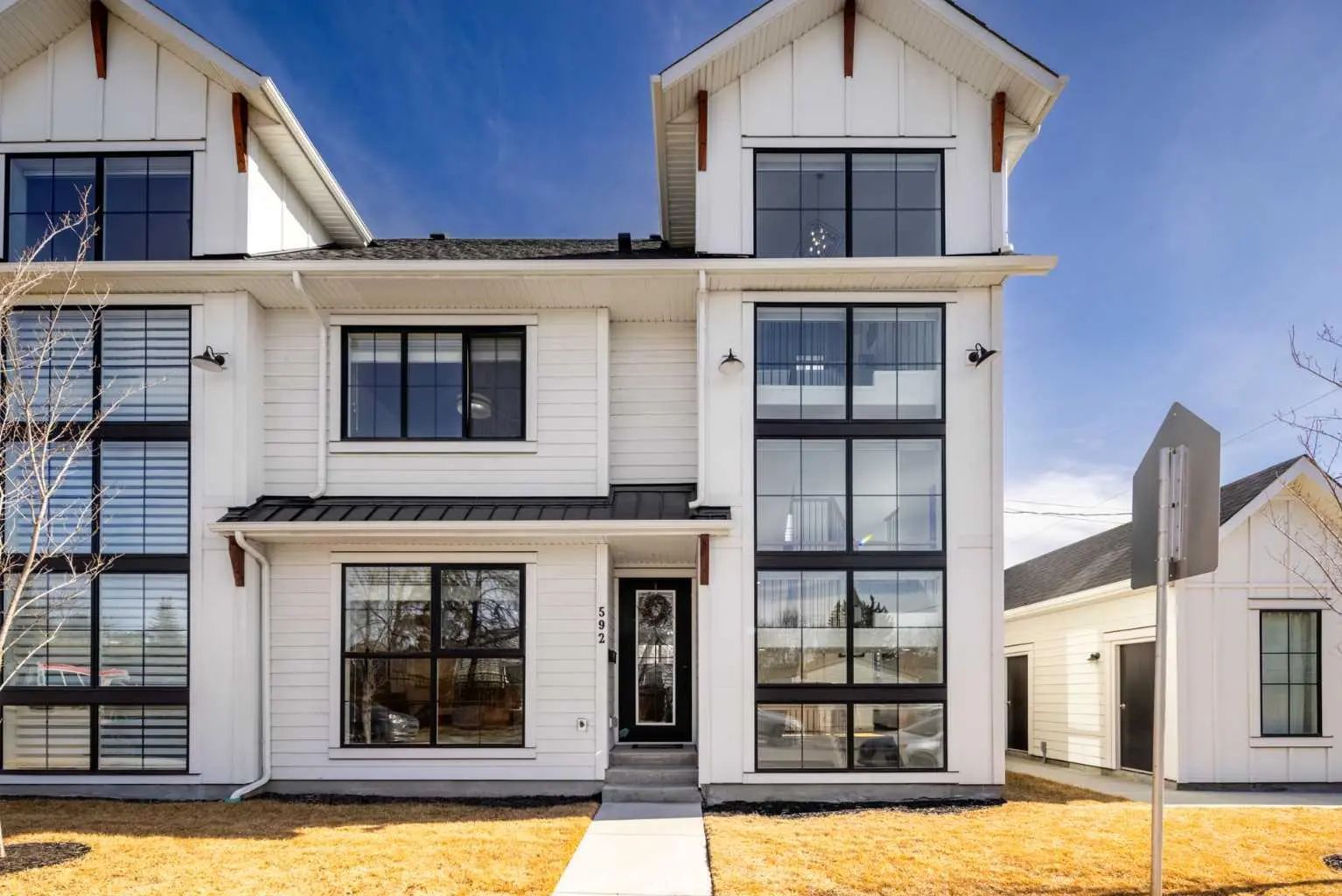 Xxx Xx Street Nw Calgary Alberta T2N 4R6 West Hillhurst Details