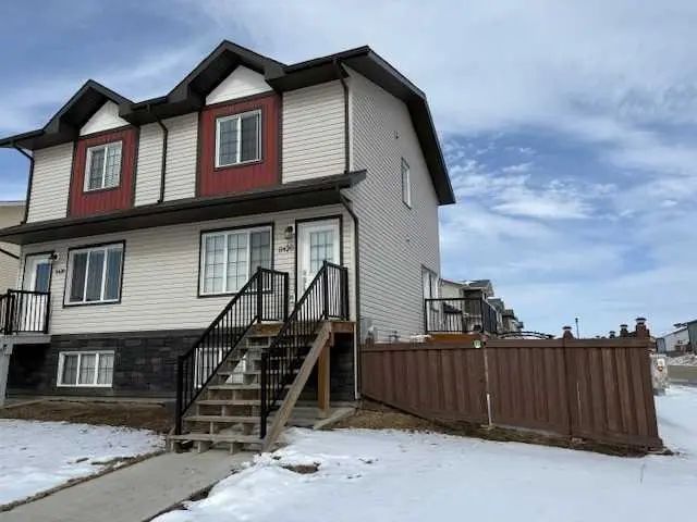 Xxxxx Xxx Avenue  Grande Prairie Alberta T8V 6M5 Westgate Details
