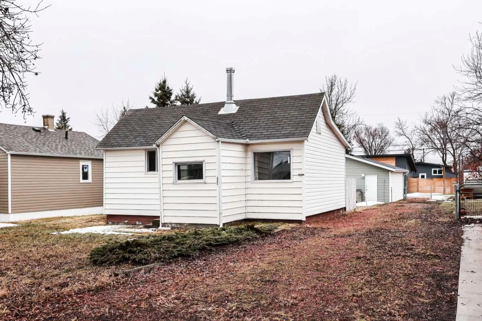 Xxxx Xx Avenue  Stettler Alberta T0C 2L2 Rosedale Details