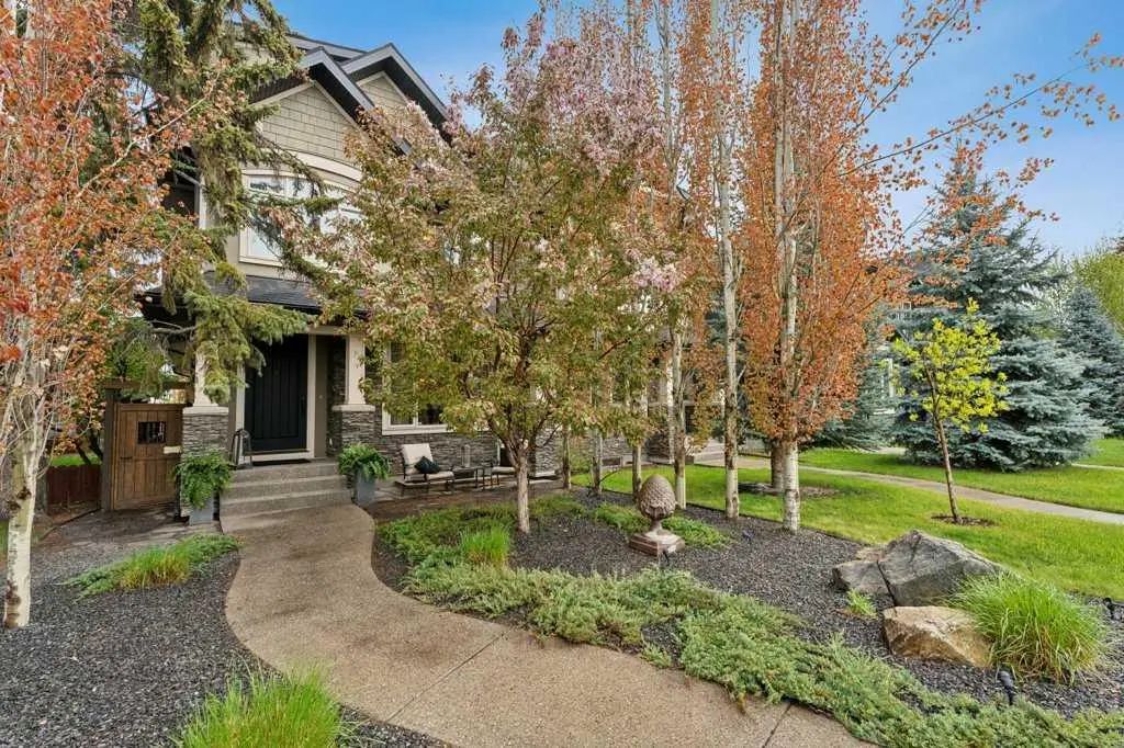 Xxxx X Avenue Nw Calgary Alberta T2N 0H6 West Hillhurst Details