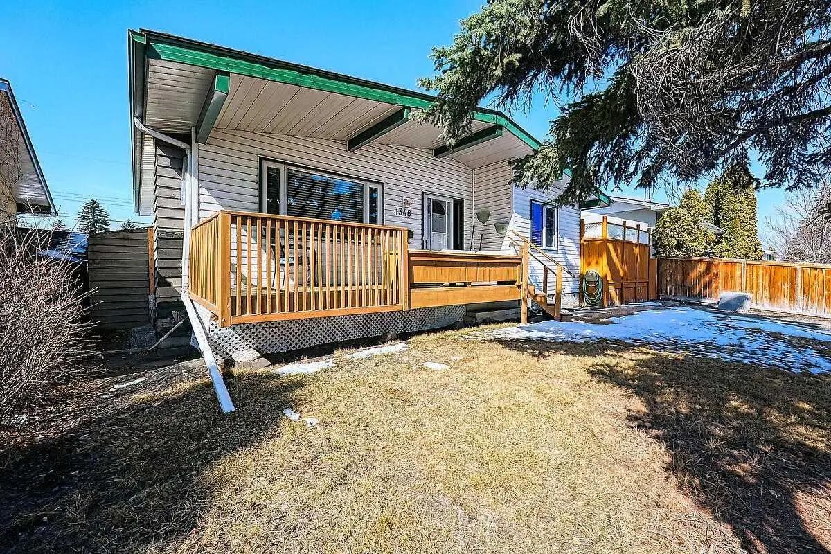 Xxxx Lake Michigan Crescent Se Calgary Alberta T2J 3G1 Bonavista Downs Details