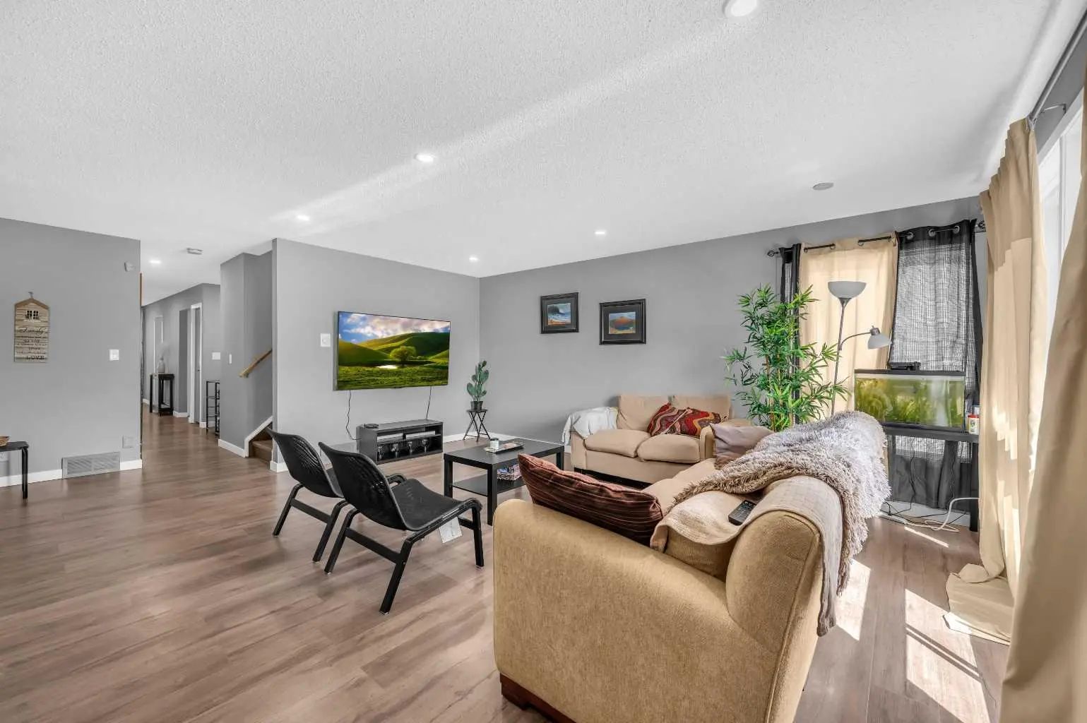 Xxx Edgedale Way Nw Calgary Alberta T3A 2P9 Edgemont Details