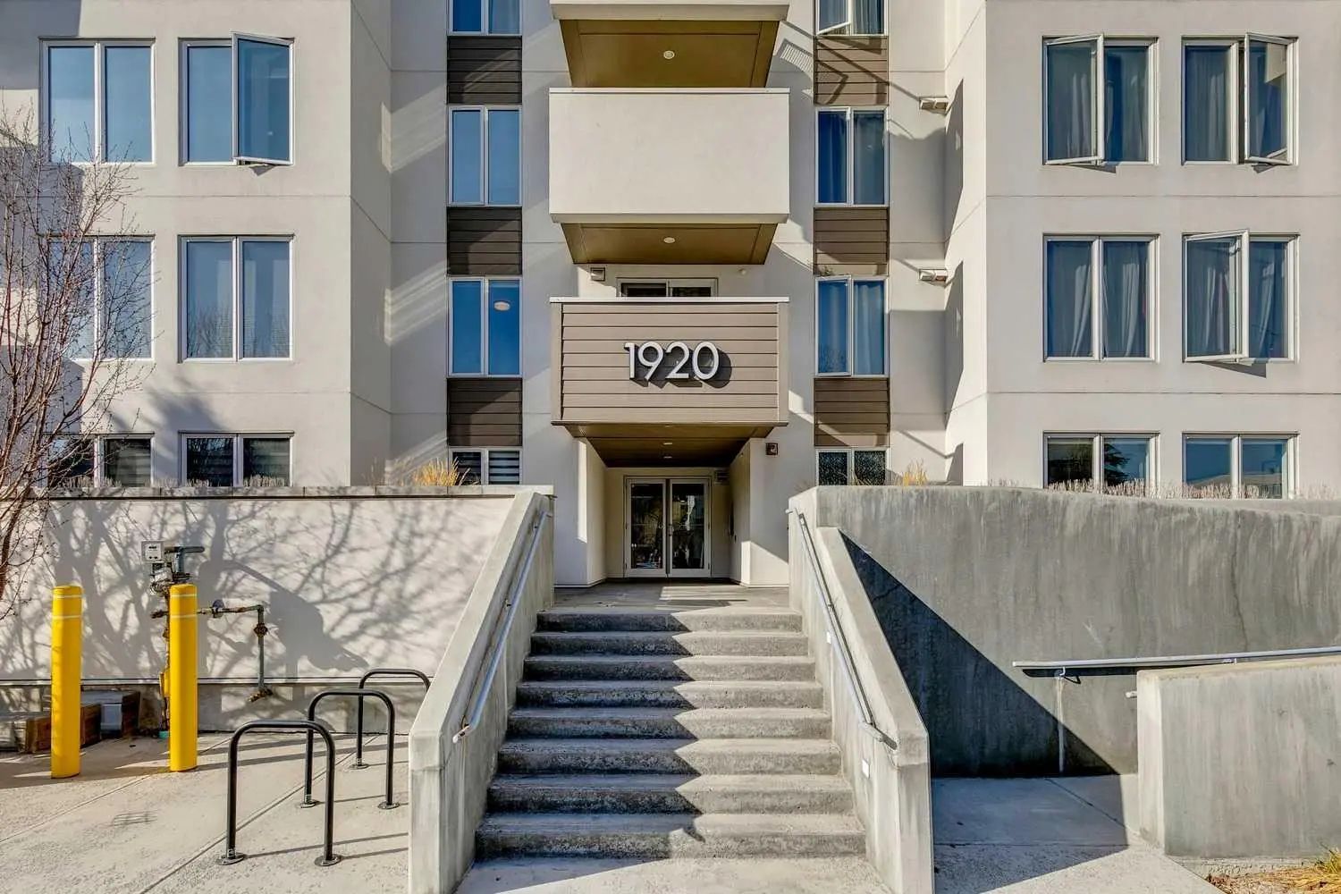 Xxx Xxxx Xx Avenue Sw Calgary Alberta T3C 0N8 Sunalta Details
