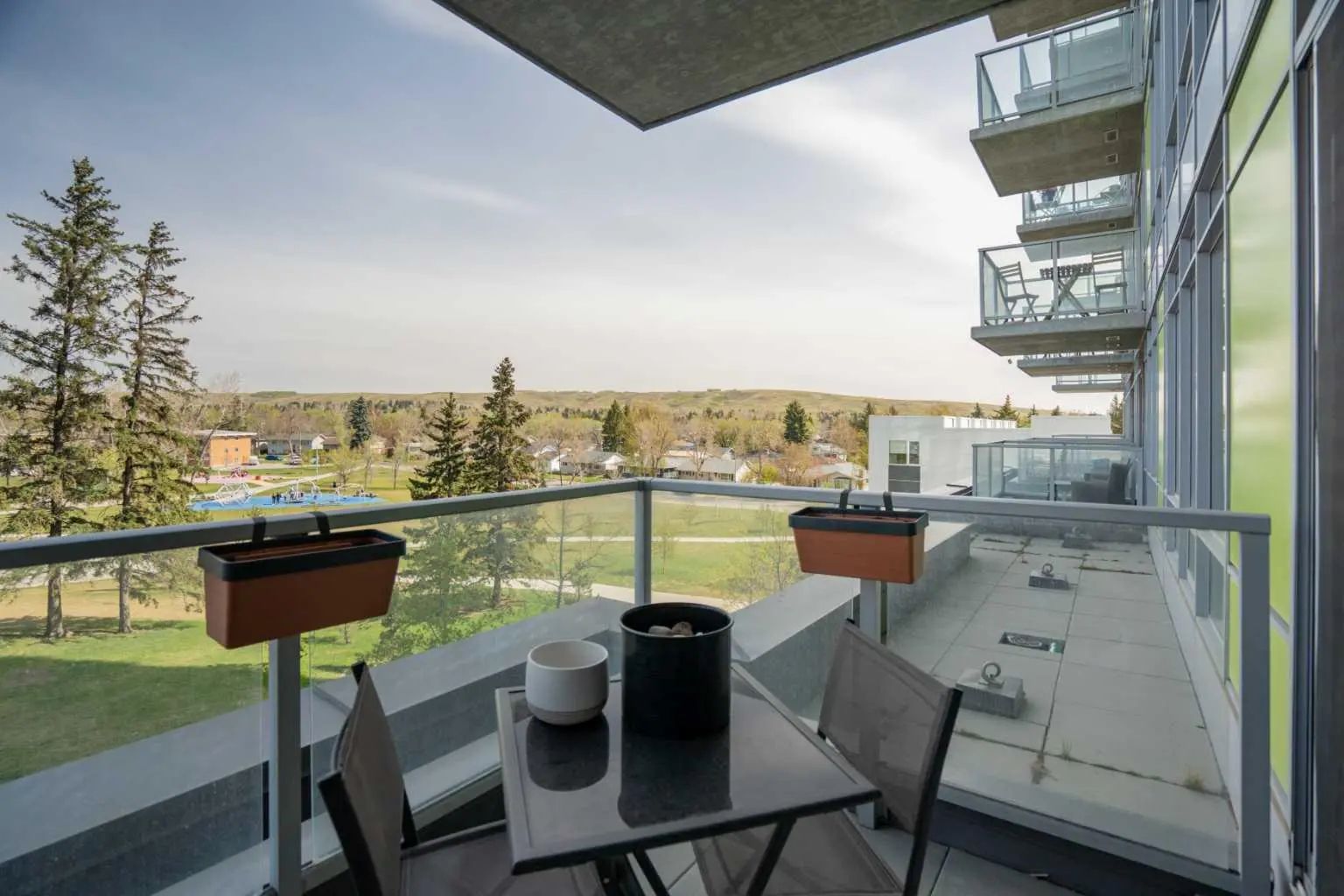 Xxx, Xx Brentwood Common Nw Calgary Alberta T2L 2L8 Brentwood Details
