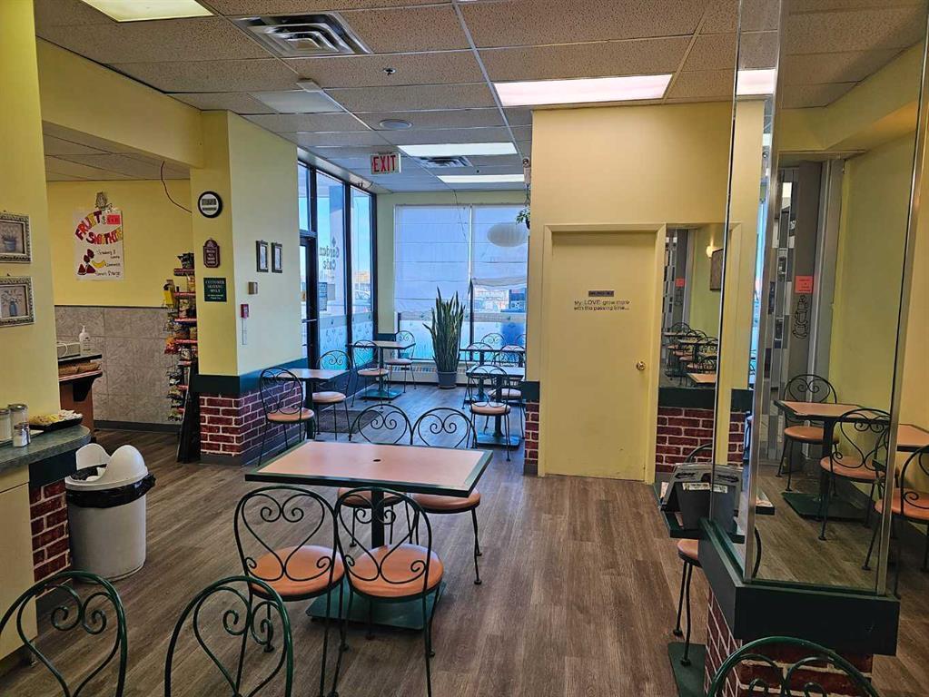 Xxx, Xxxx Elbow Drive Sw Calgary Alberta T2V 0E3 Mayfair Details