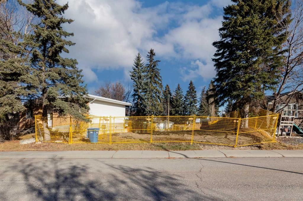 Xxxx Nordegg Crescent Nw Calgary Alberta T2K 2M5 North Haven Details