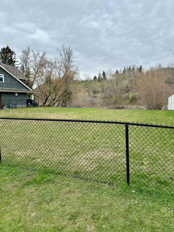 Xxxx Edison Crescent Sw Calgary Alberta T2S 0W9 Elbow Park Details