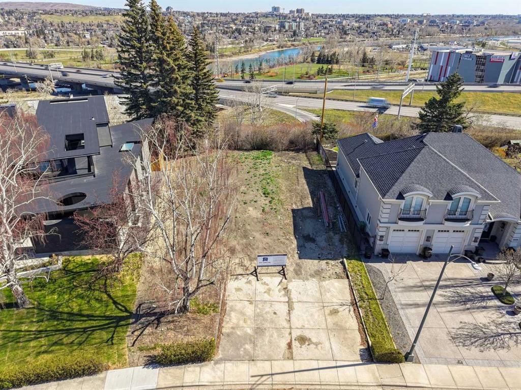 Xxxx Sovereign Crescent Sw Calgary Alberta T3C 2M2 Scarboro/Sunalta West Details