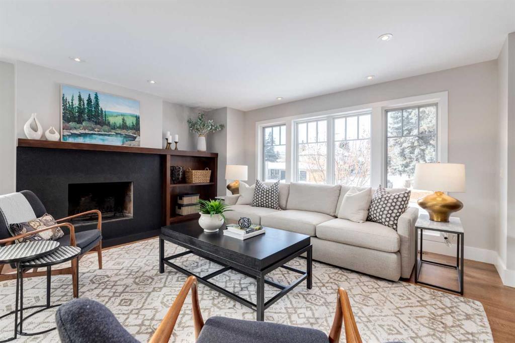 Xxxx Xx Street Sw Calgary Alberta T2V 1N1 Kelvin Grove Details