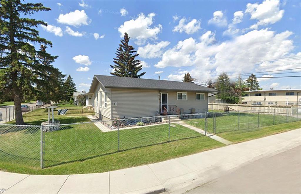 Xxxx Penrith Crescent Se Calgary Alberta T2A2H7 Penbrooke Meadows Details
