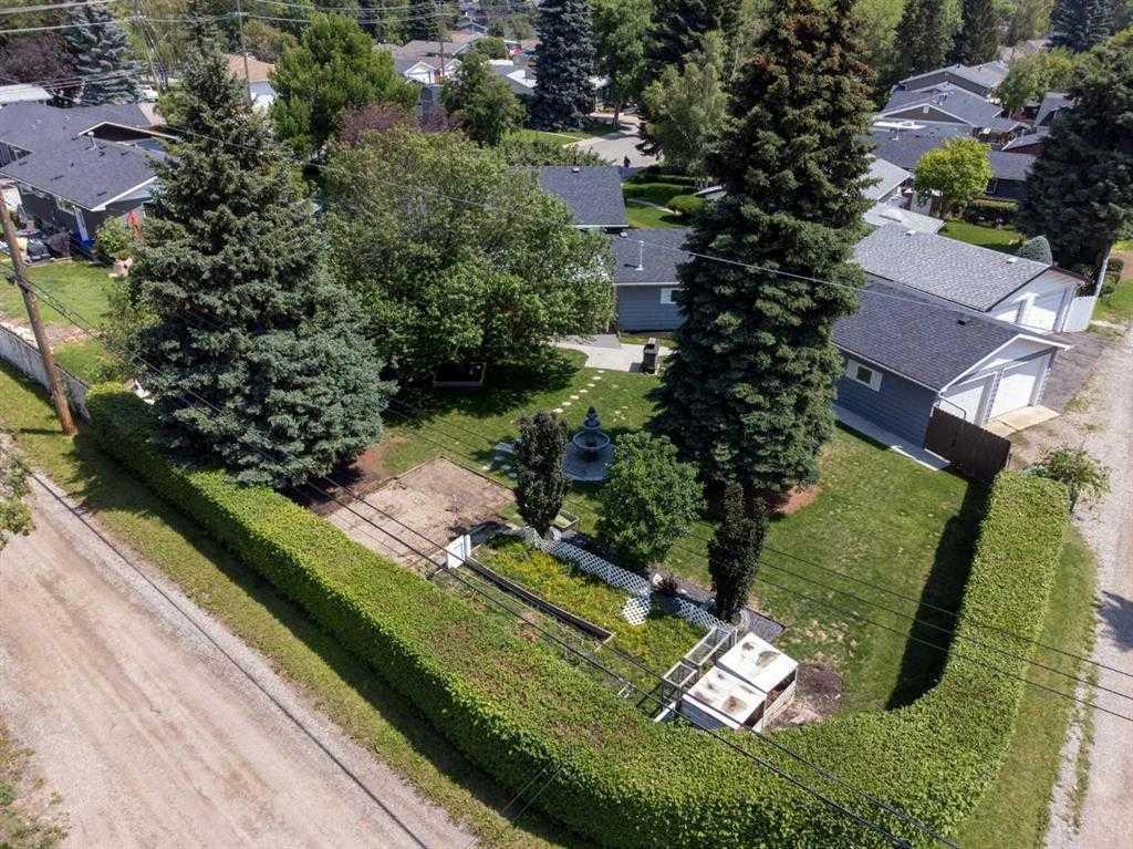 Xx Waskatenau Crescent Sw Calgary Alberta T3C2X6 Westgate Details