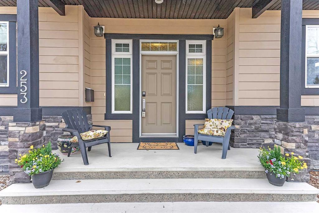 Xxx Windermere Road Sw Calgary Alberta T3C 3L2 Wildwood Details