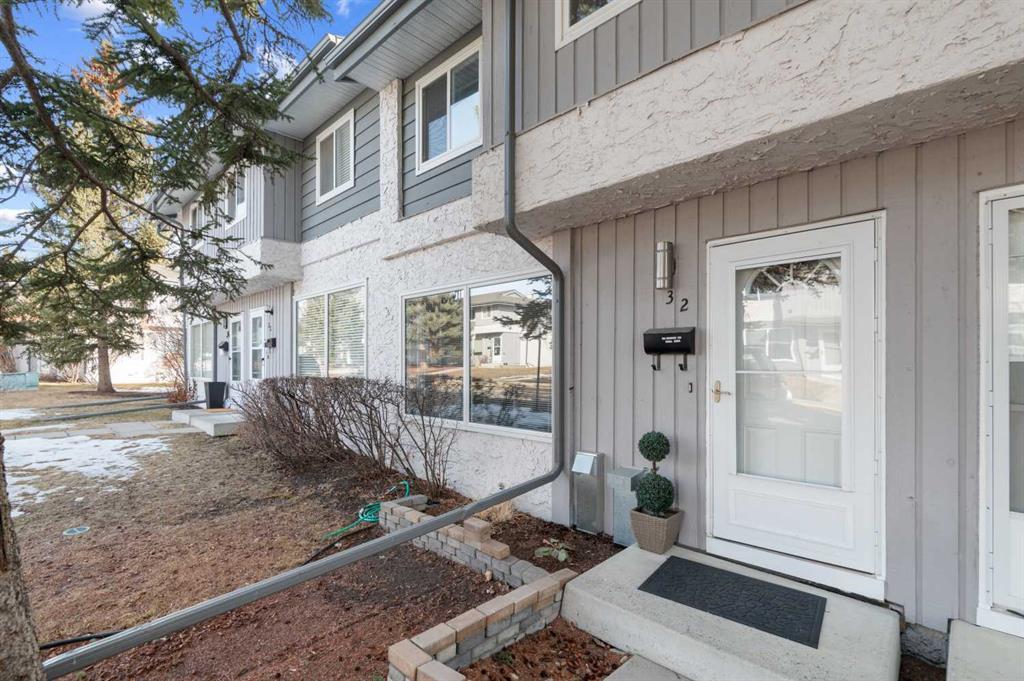 Xx, Xxx Canyon Meadows Drive Sw Calgary Alberta T2W 2S6 Canyon Meadows Details