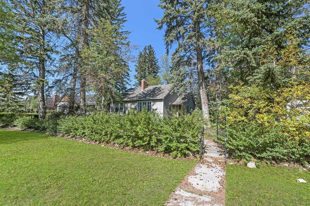 Xxx Sifton Boulevard Sw Calgary Alberta T2T 2K7 Elbow Park Details