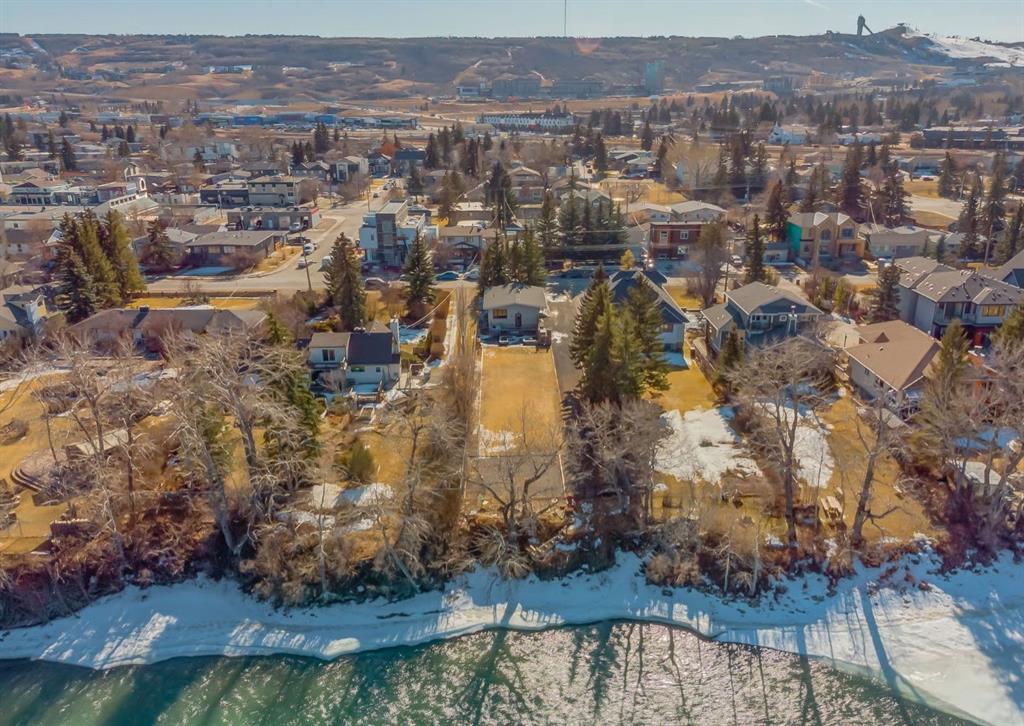 Xxxx Bow Crescent Nw Calgary Alberta T3B 2B9 Bowness Details