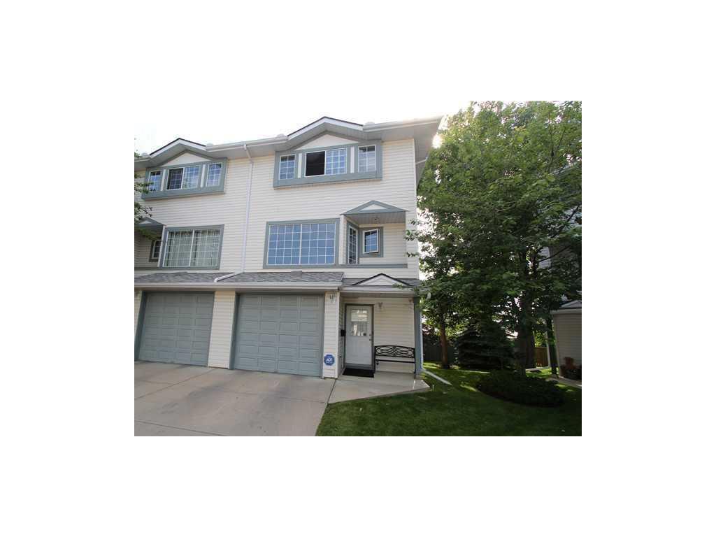 Xx Kingsland Villas Sw Calgary Alberta T2V 5J9 Kingsland Details