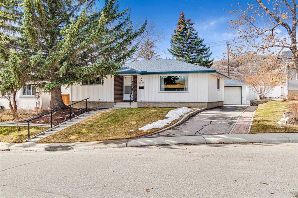 Xxxx Hunterbow Crescent Nw Calgary Alberta T2K4R4 Huntington Hills Details
