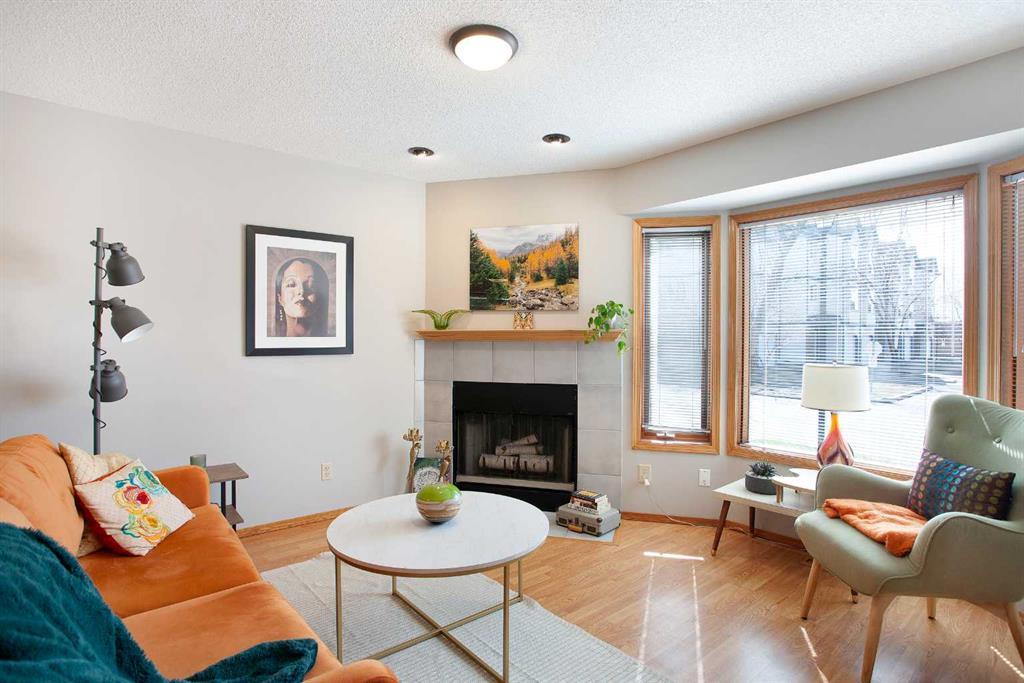 Xxx Cedarwood Park Sw Calgary Alberta T2W 5T6 Cedarbrae Details