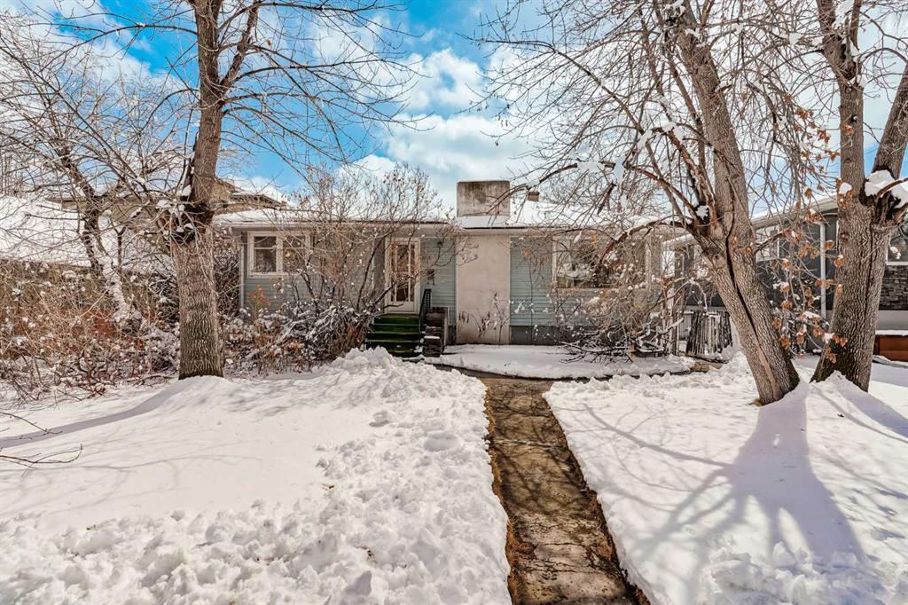 Xxxx Xx Avenue Nw Calgary Alberta T2M 1M7 Banff Trail Details