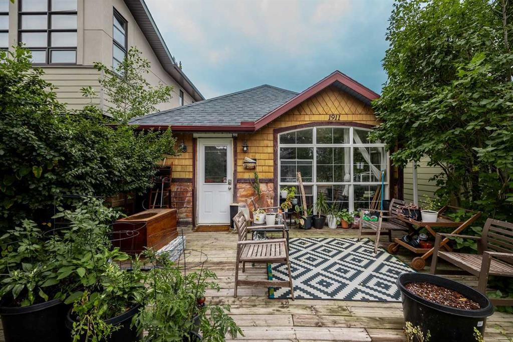 Xxxx Xx Avenue Nw Calgary Alberta T2M1M7 Banff Trail Details