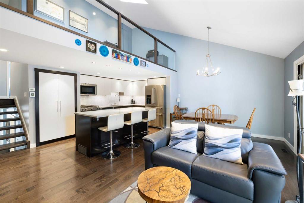 Xx, Xxxx Oakmoor Drive Sw Calgary Alberta T2V 4N6 Palliser Details