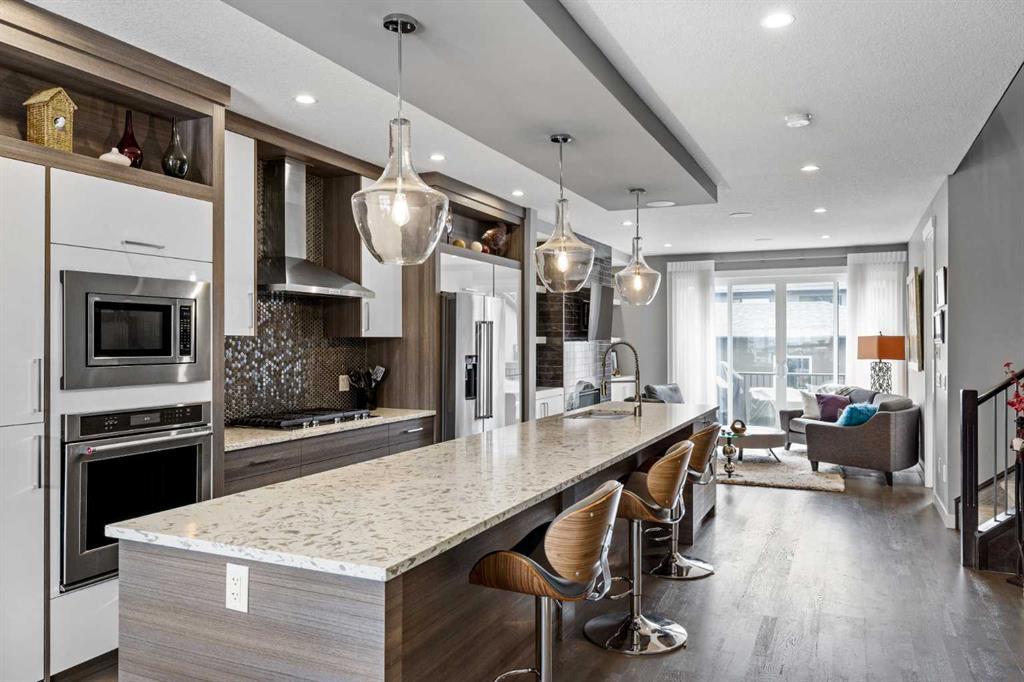 Xxxx Xx Avenue Sw Calgary Alberta T2T1T3 South Calgary Details