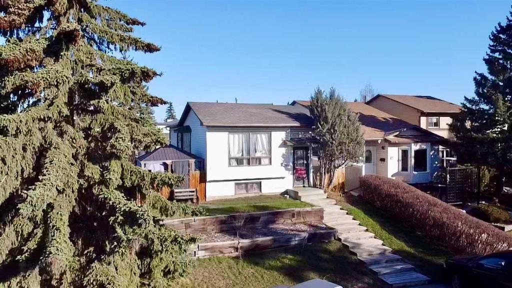 Xx Cedardale Mews Sw Calgary Alberta T2W 5G4 Cedarbrae Details