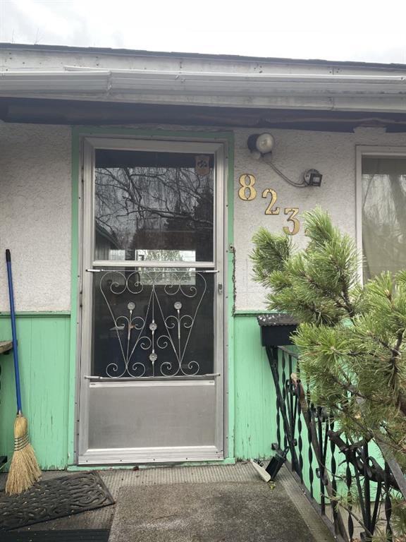 Xxxx X Street Sw Calgary Alberta T2V 1C5 Kingsland Details