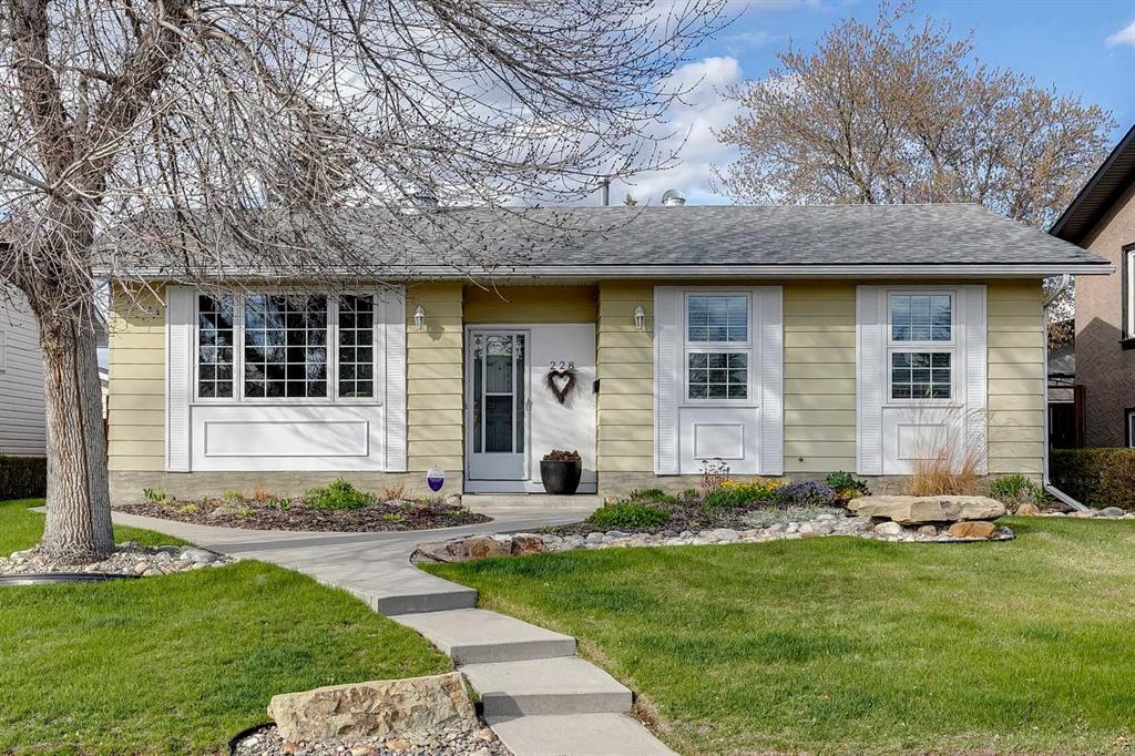 Xxx Queen Alexandra Road Se Calgary Alberta T2J 3P6 Queensland Details