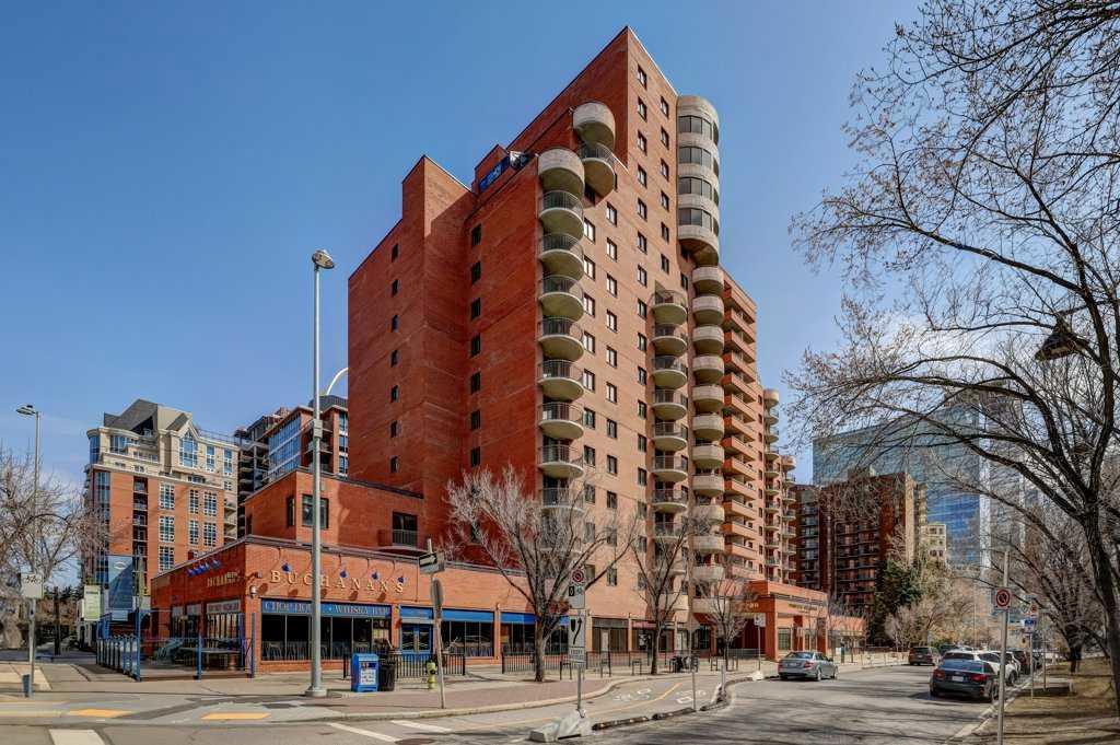 Xxxx, Xxx X Avenue Sw Calgary Alberta T2P 0G7 Eau Claire Details