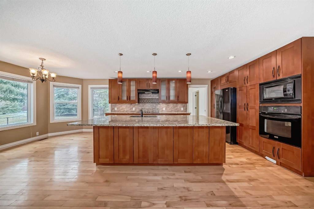 Xxx Douglasbank Green Se Calgary Alberta T2Z 2C6 Douglasdale/Glen Details