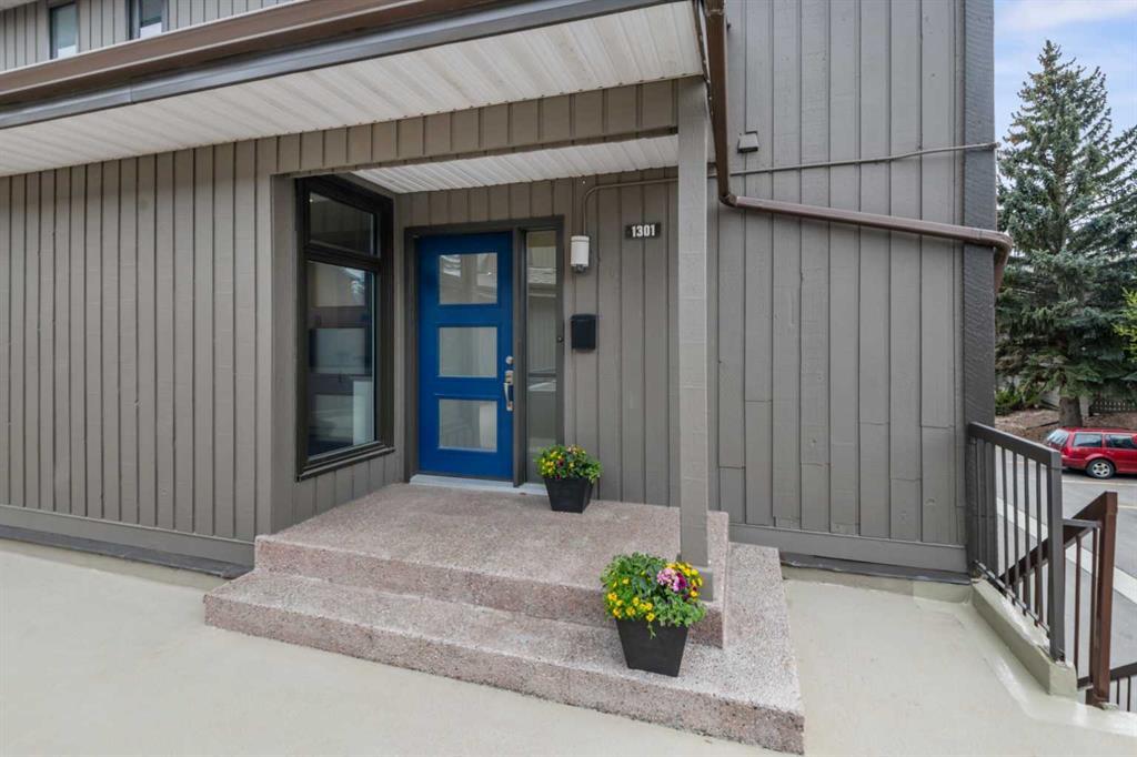 Xxxx, Xxxx Xx Avenue Sw Calgary Alberta T3E 6M5 Lakeview Details