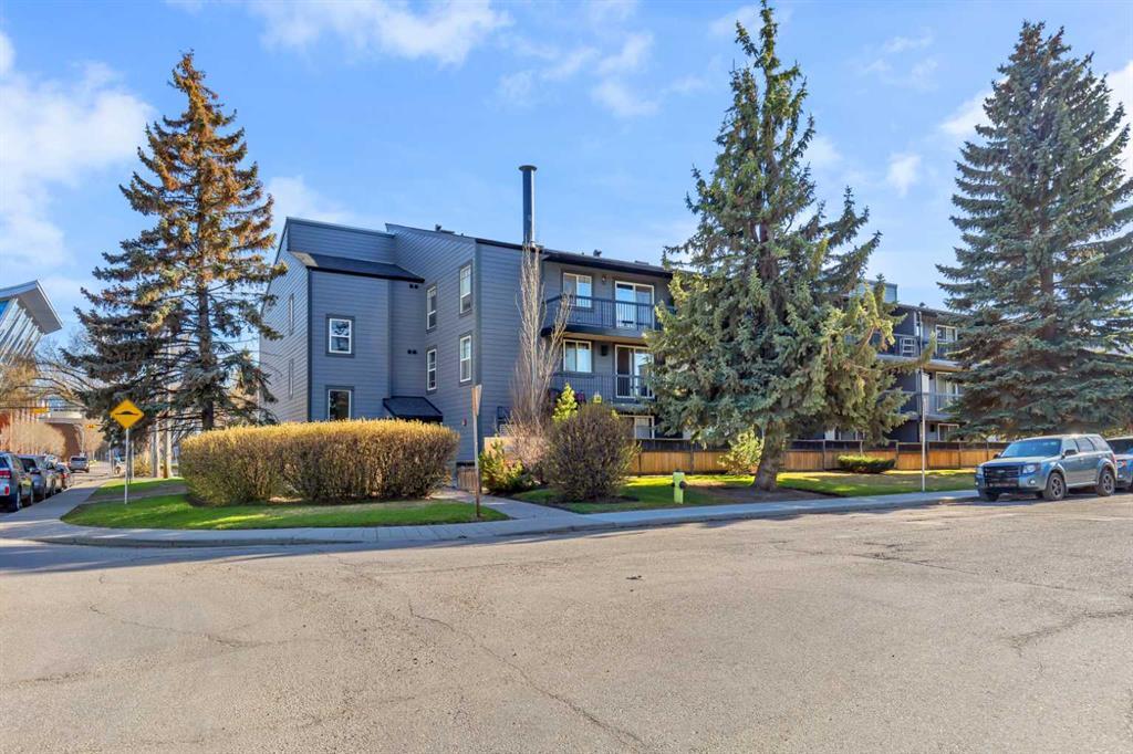 Xxx, Xxxx Xx Avenue Nw Calgary Alberta T2M 4J5 Capitol Hill Details
