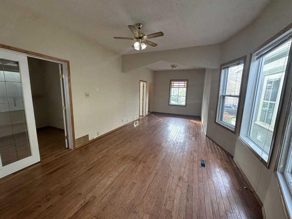 Xxx X Avenue Nw Calgary Alberta T2N 0J7 Sunnyside Details