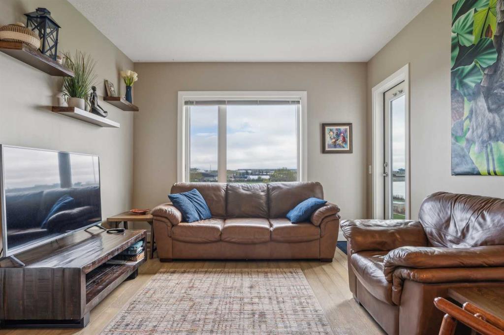 Xxxx, Xxx East Lake Boulevard Ne Airdrie Alberta T4A 0G6 East Lake Industrial Details