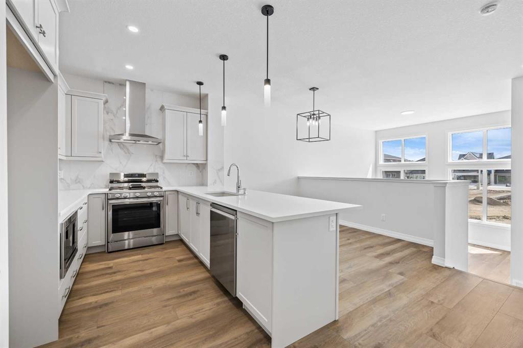 Xx Corner Glen Way Ne Calgary Alberta T3N 2L7 Cornerstone Details