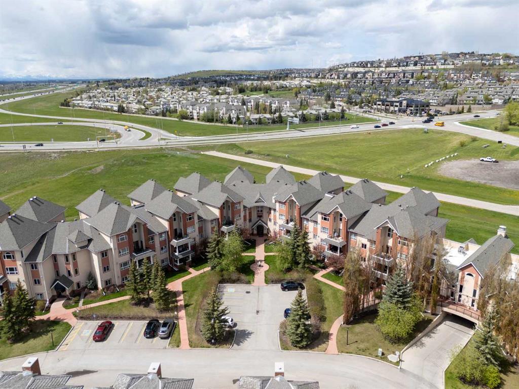 Xxx, Xx Sierra Morena Landing Sw Calgary Alberta T3H 5H1 Signal Hill Details