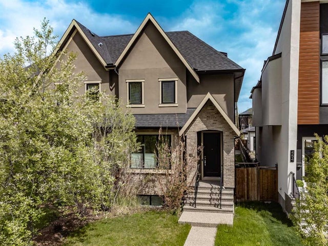 452 18 Avenue Northeast, Calgary