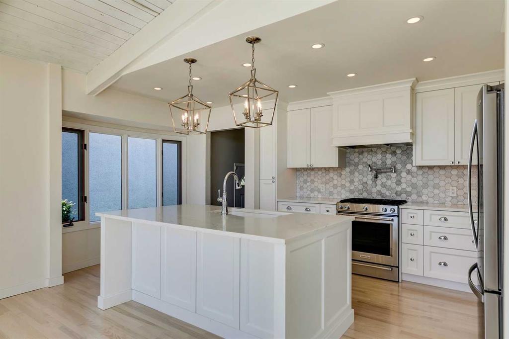 Xxxx Nipawin Crescent Nw Calgary Alberta T2K2H8 North Haven Details