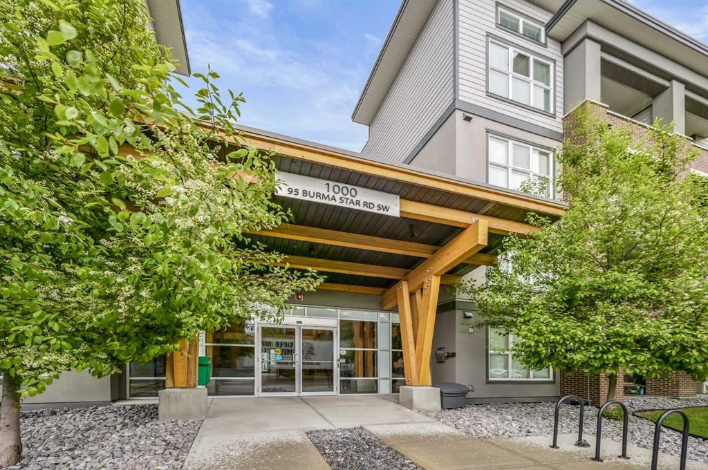 Xxxx, Xx Burma Star Road Sw Calgary Alberta T3E 8A9 Currie Barracks Details