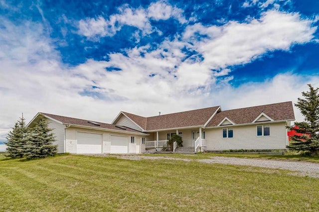 Photo for MLS®# A2135801 - home for sale at 241063 Highway 24, NONE, Rural Wheatland County Alberta