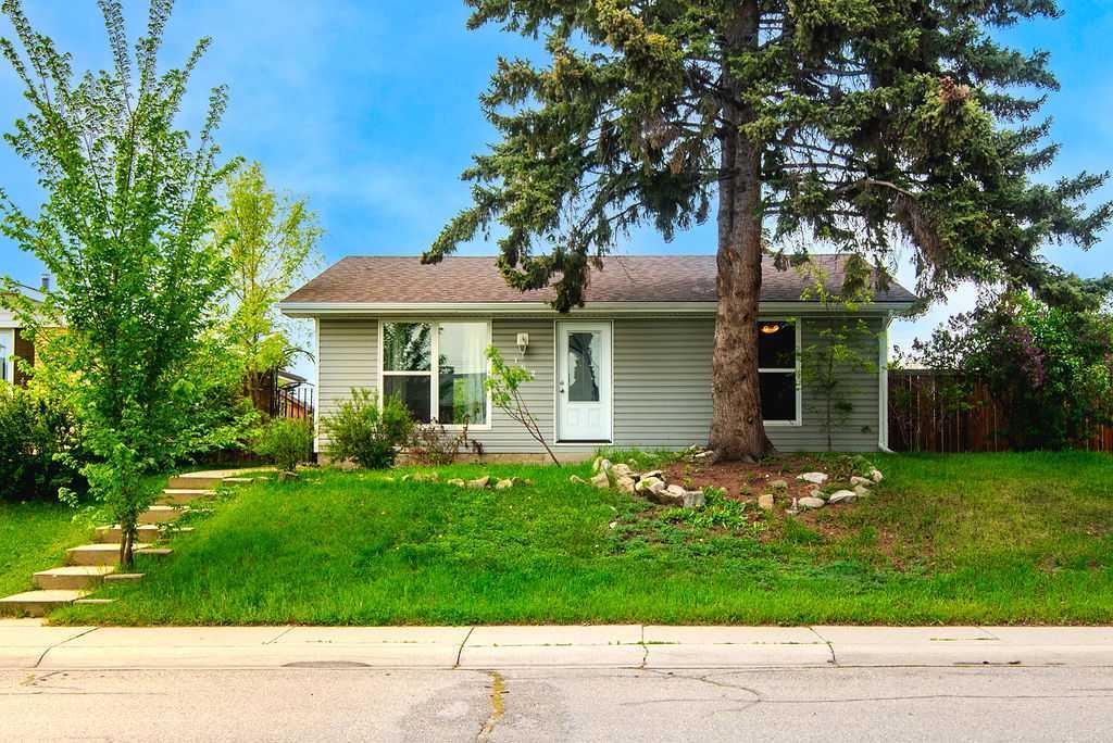 Xxx Dovercliffe Close Se Calgary Alberta T2B 1W3 Dover Details