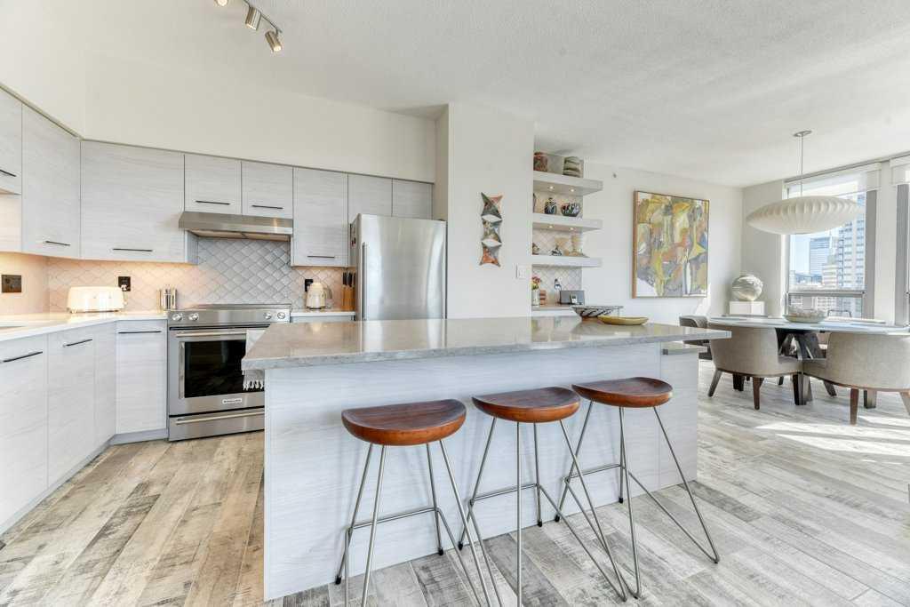 Xxxx, Xxx Xx Street Sw Calgary Alberta T2P 5G4 Downtown West End Details