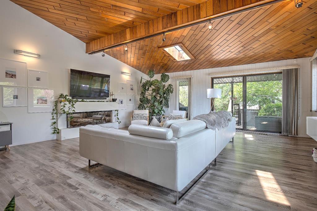 Xxxx University Drive Nw Calgary Alberta T2N3Y8 St Andrews Heights Details