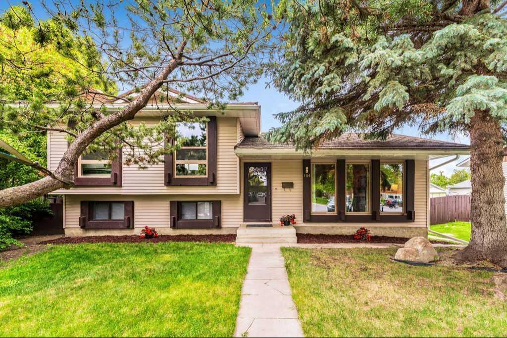 Xxx Rundlewood Close Ne Calgary Alberta T1Y 2P3 Rundle Details