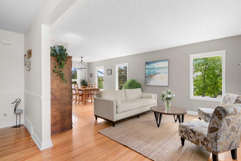 Xx Coleridge Road Nw Calgary Alberta T2K 1W9 Cambrian Heights Details