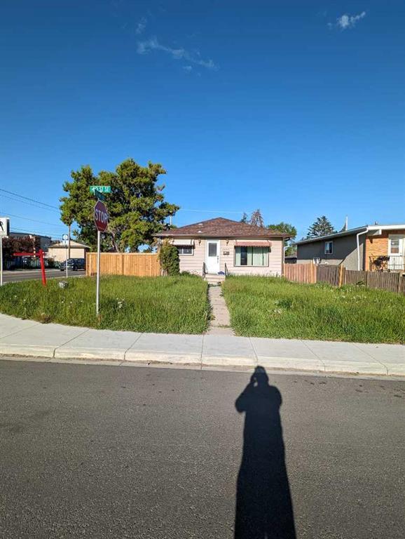 Xxxx Xx Street Se Calgary Alberta T2B 1B7 Forest Lawn Details