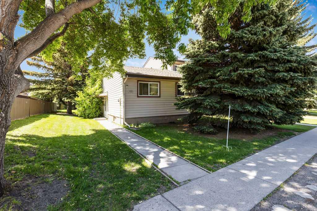 Xxx, Xxxx X Avenue Ne Calgary Alberta T2A 5Z8 Marlborough Park Details