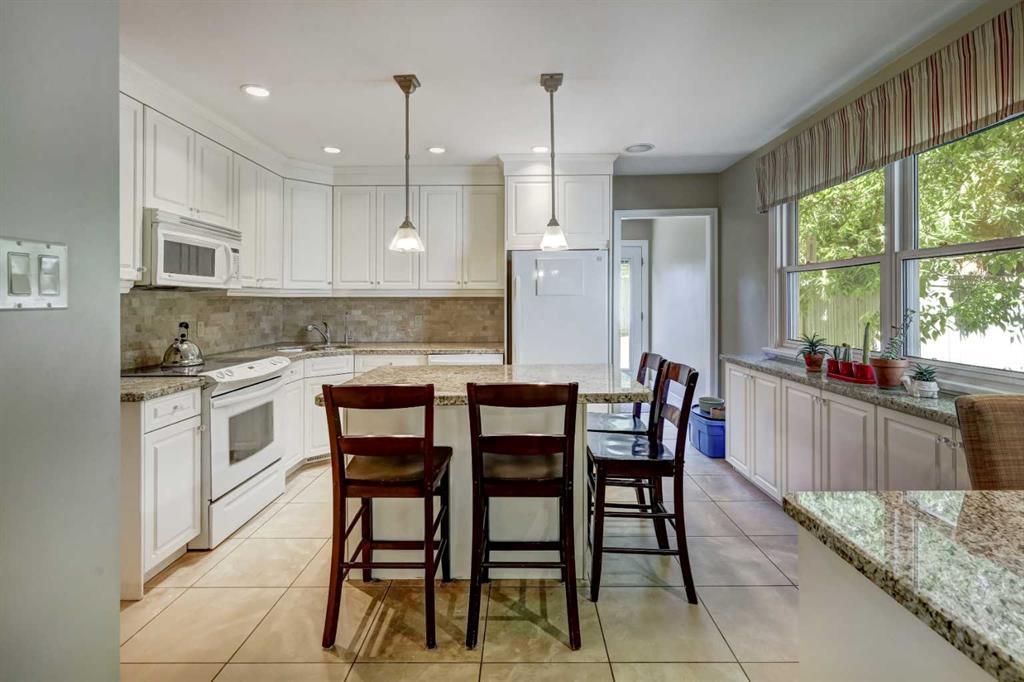 Xxx Xx Avenue Ne Calgary Alberta T2E 2J8 Highland Park Details